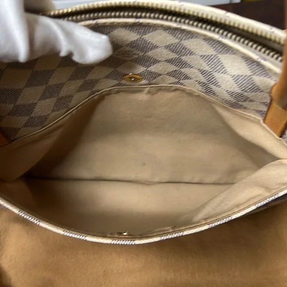 Louis Vuitton - Louis Vuitton Figheri PM Shoulder Bag Pre-Loved Great Condition - Picture 15 of 17